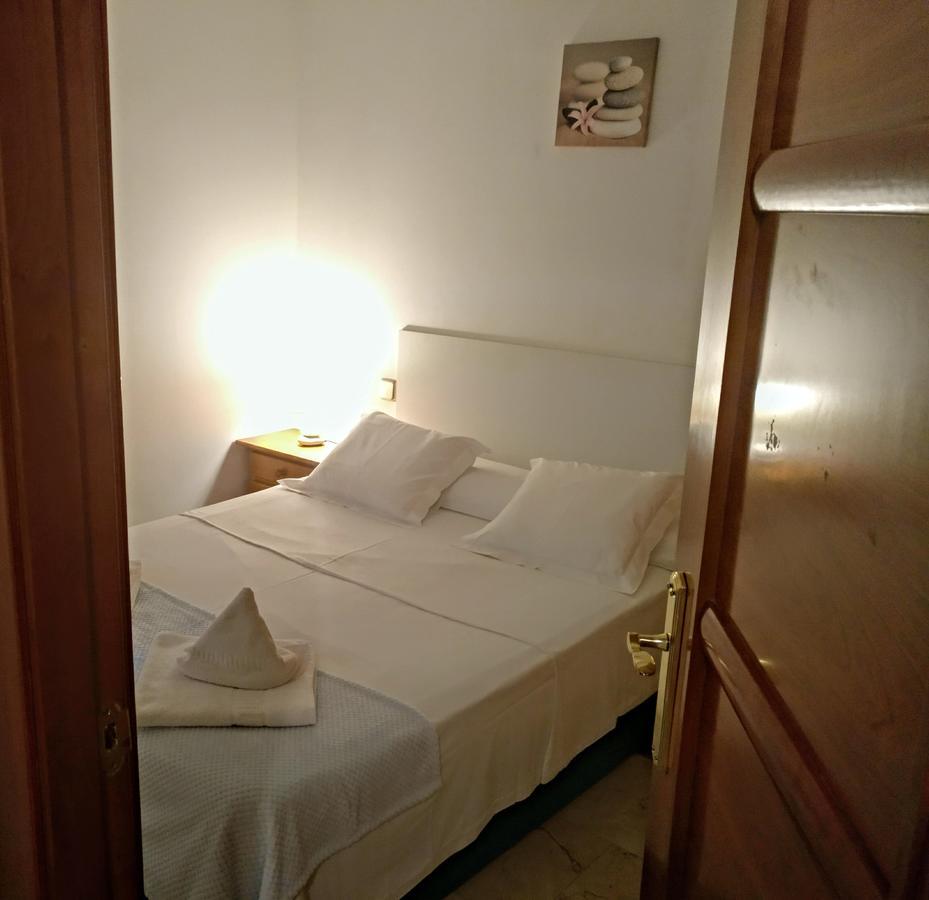 Santa Ana Apartamento Madrid Esterno foto