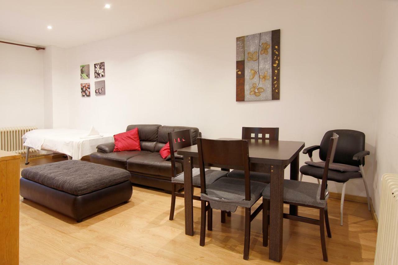 Santa Ana Apartamento Madrid Esterno foto