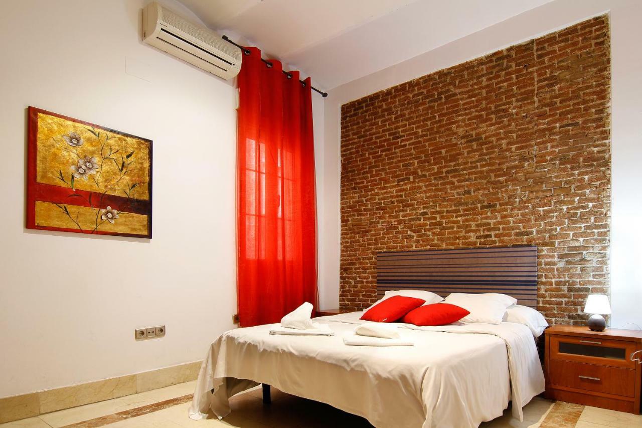 Appartamento Santa Ana Apartamento Madrid Esterno foto